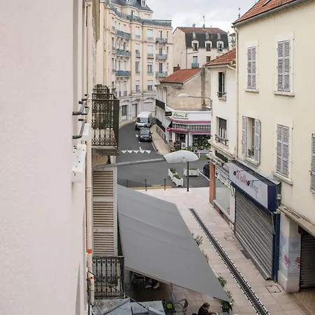 Grande Maison - Maison Ou En Centre *